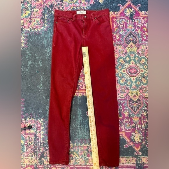 Lucky Brand • Red Brooke Legging Jean • 6 • 28 - Picture 6 of 7